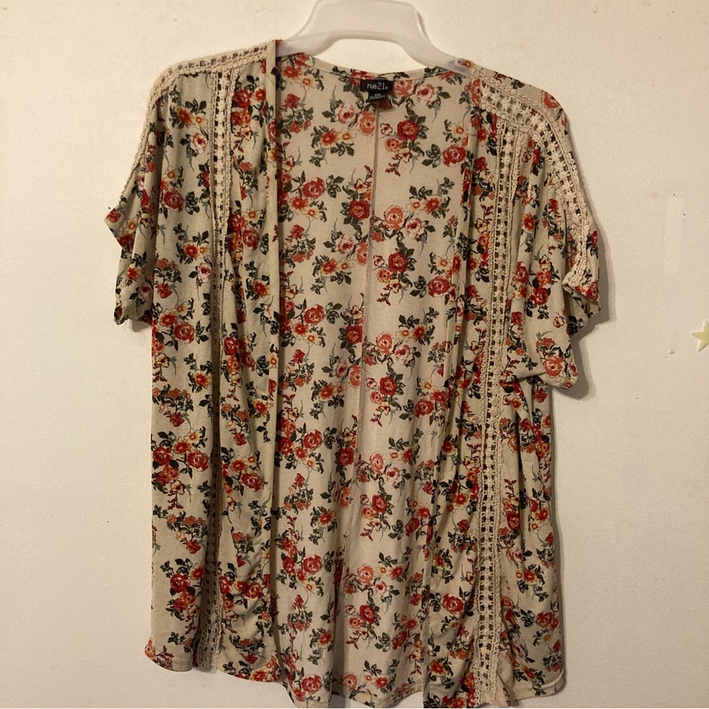 Rue 21 cream open front kimono style cardigan floral print & crochet detail S/M